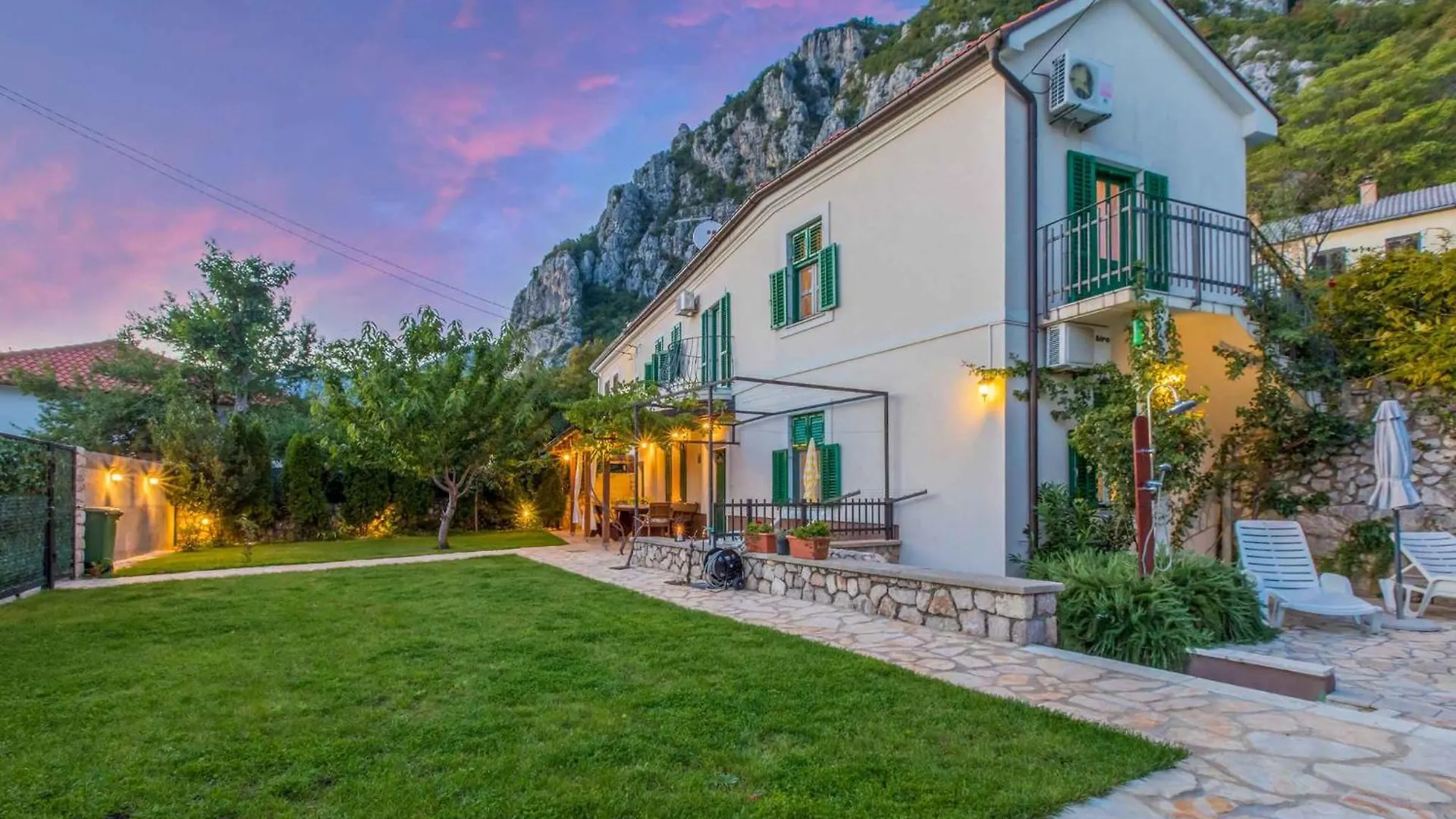 Holiday Home In Belgrad 39403 Baretici Croatia