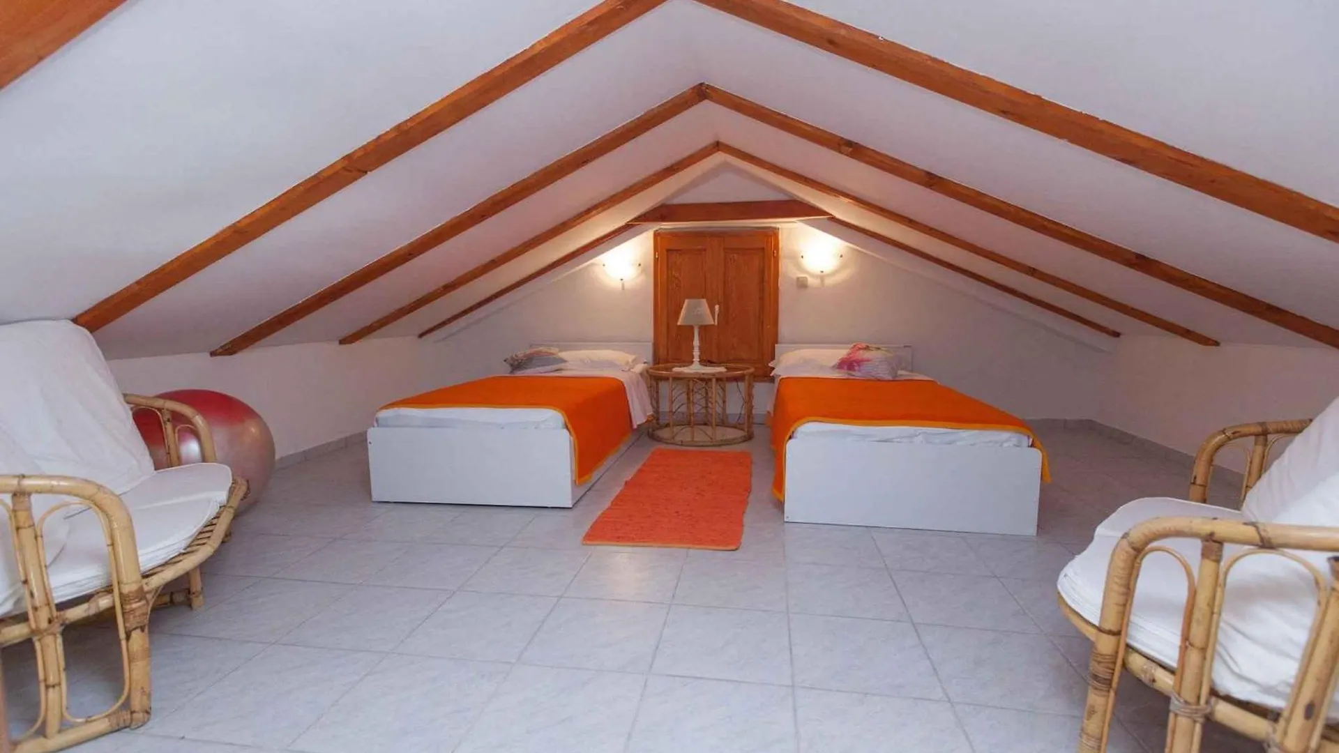 Holiday Home In Belgrad 39403 Baretici Croatia