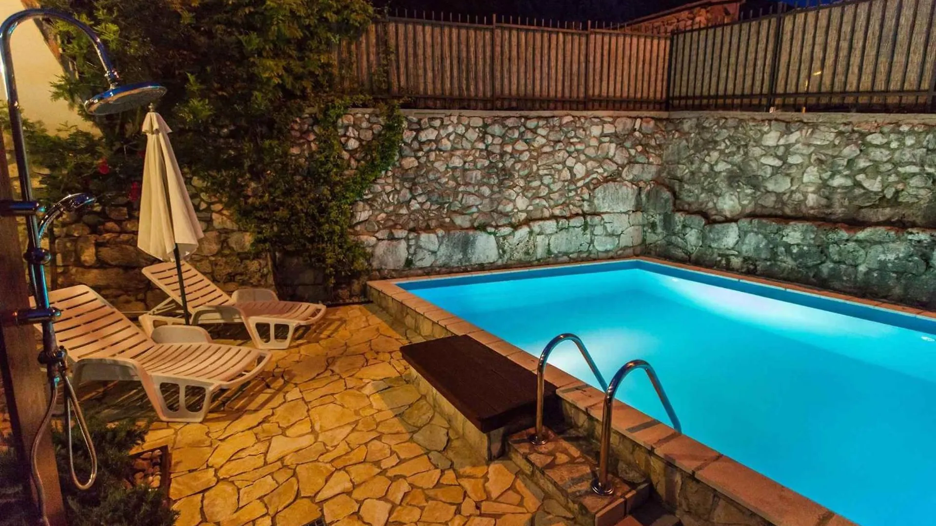 Holiday Home In Belgrad 39403 Baretici Croatia
